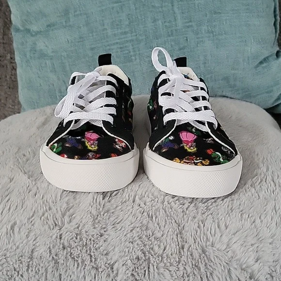 Ground Up Official Nintendo Super Mario Shoes - Picture 9 of 15